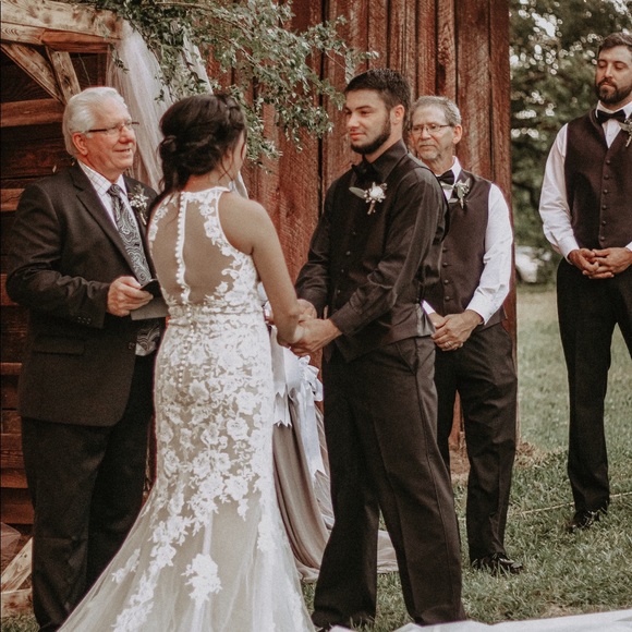 Galina Signature Wedding Dress - Picture 2 of 7